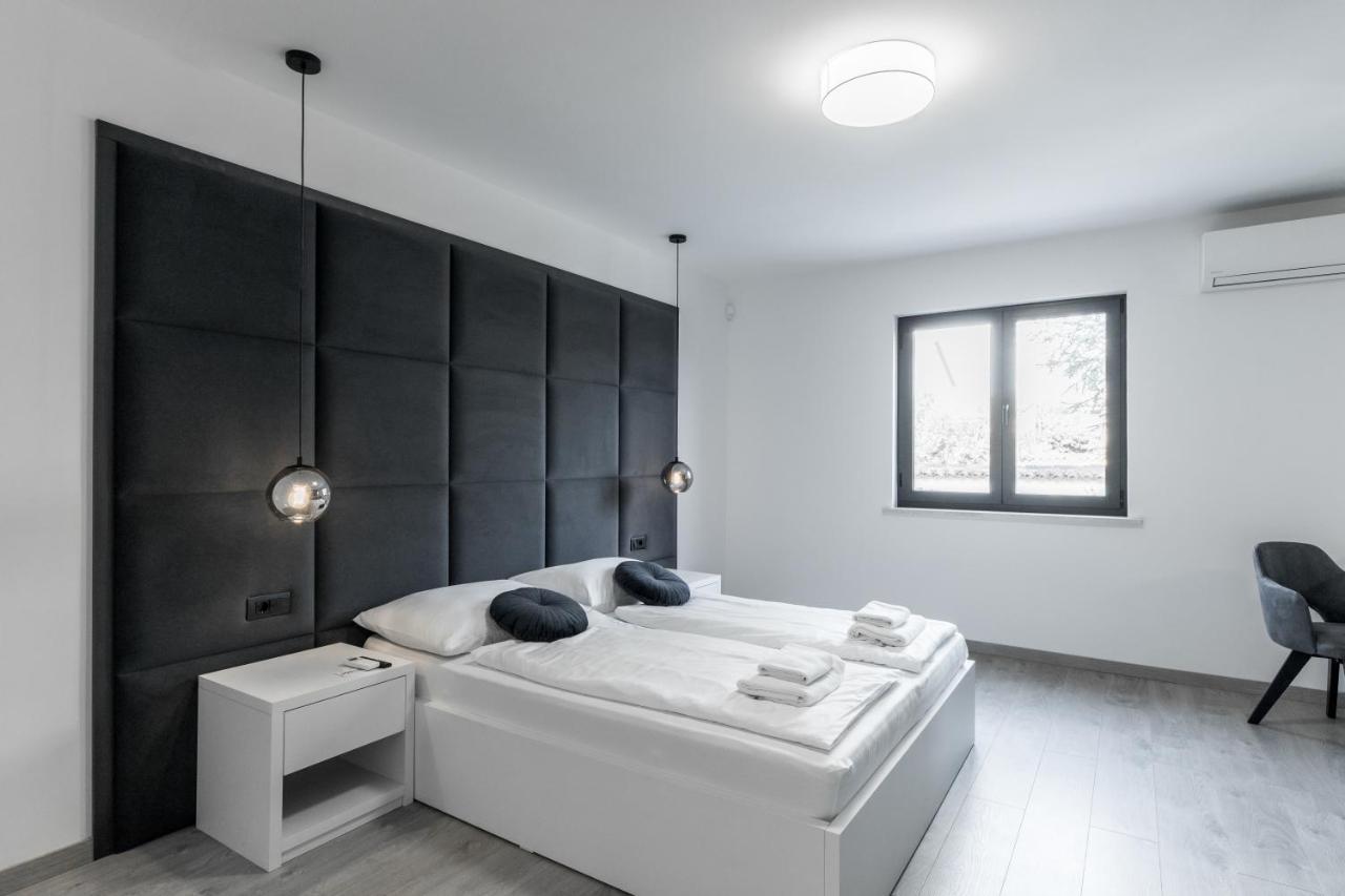 Boutique Suites Joyce Medulin With Free Parking Экстерьер фото