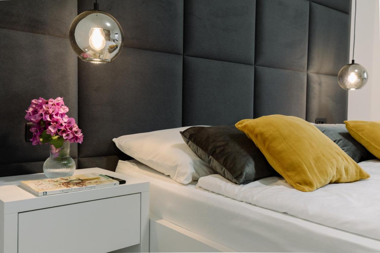 Boutique Suites Joyce Medulin With Free Parking Экстерьер фото